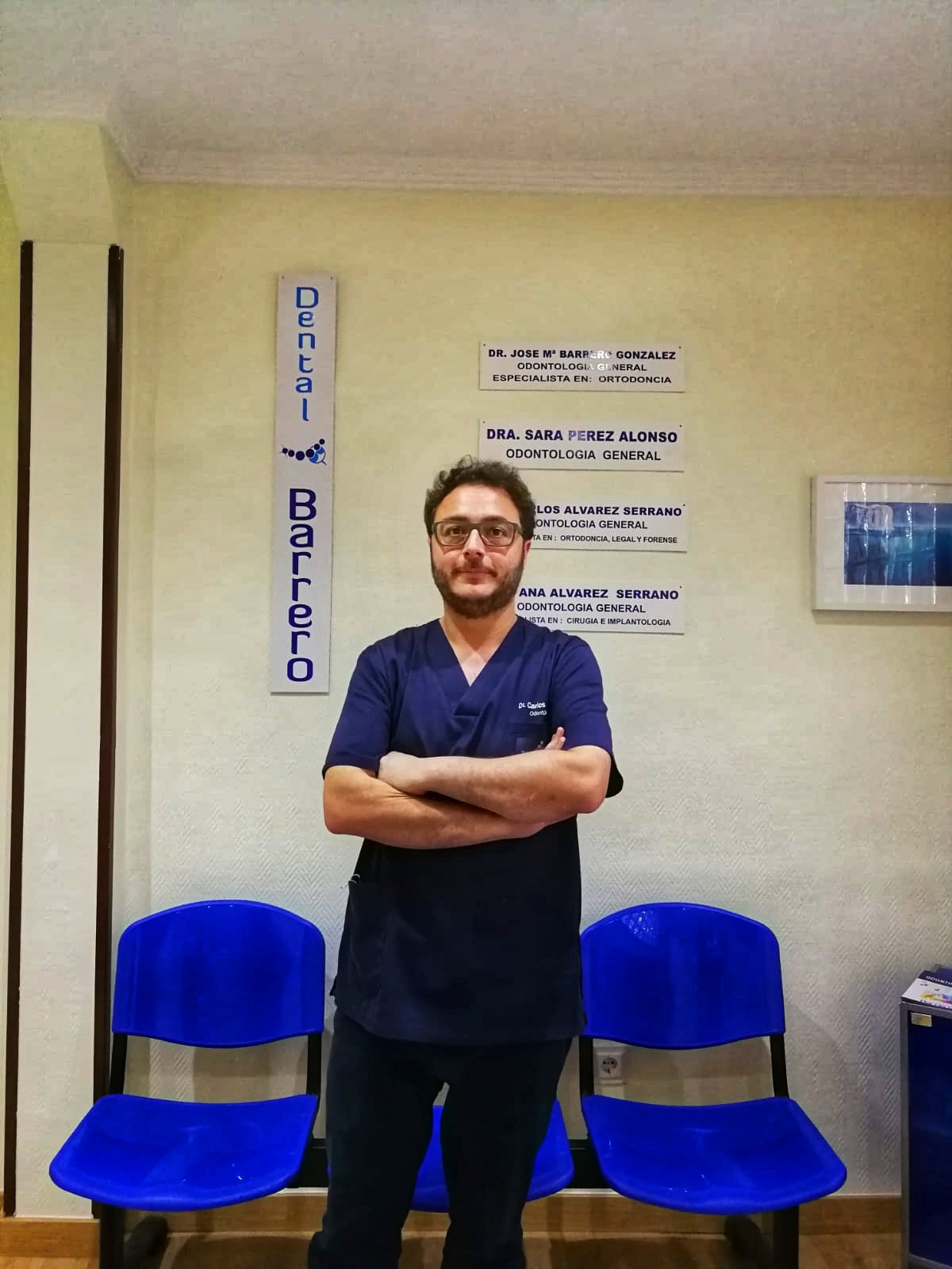 Dr. Carlos Álvarez Serrano.